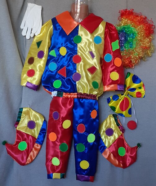 Costume de carnaval pentru copii intre 3 si 14 ani